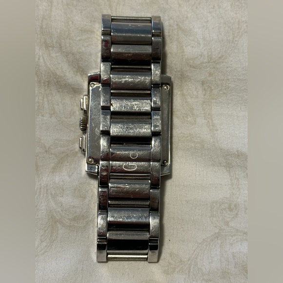 Guess Collection Watch - Picture 3 of 3